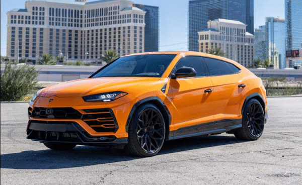 Lamborghini Urus (Orange)